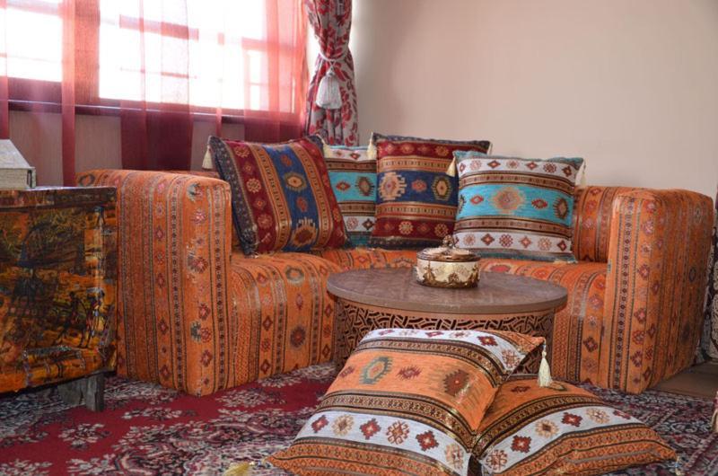 Africa Hotel *